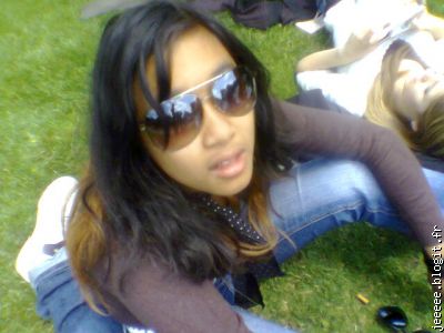 Sathya love herself & emily jolie!